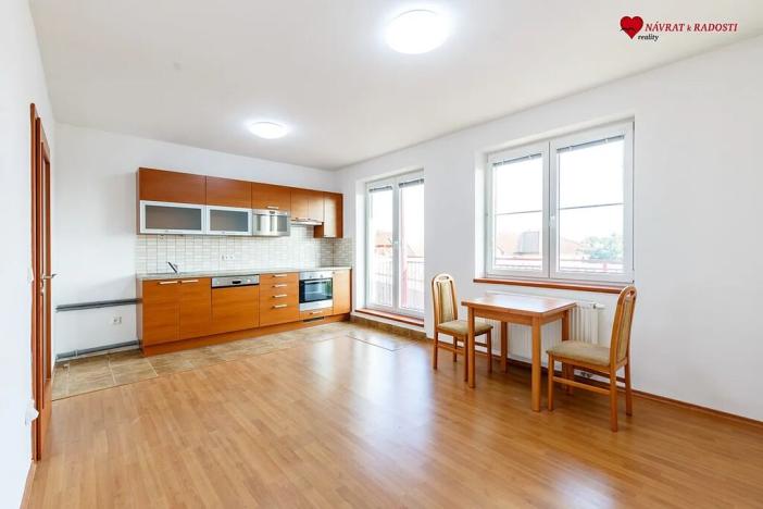 Pronájem bytu 2+kk, Olomouc, Voskovcova, 52 m2