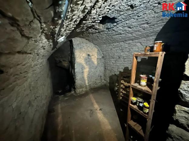 Prodej vícegeneračního domu, Mnichovo Hradiště, Masarykovo náměstí, 500 m2