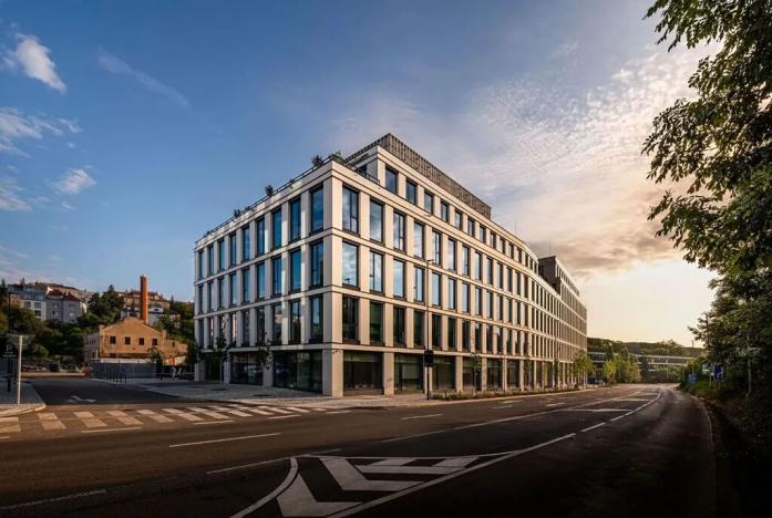 Pronájem kanceláře, Praha - Jinonice, U Trezorky, 350 m2