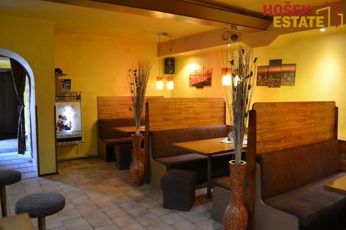 Pronájem ubytování, Křtiny, 265 m2