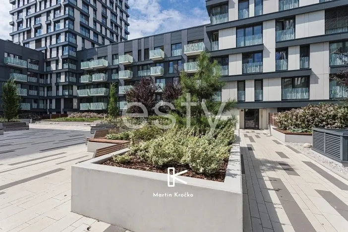 Pronájem bytu 2+kk, Praha - Žižkov, Olšanská, 52 m2