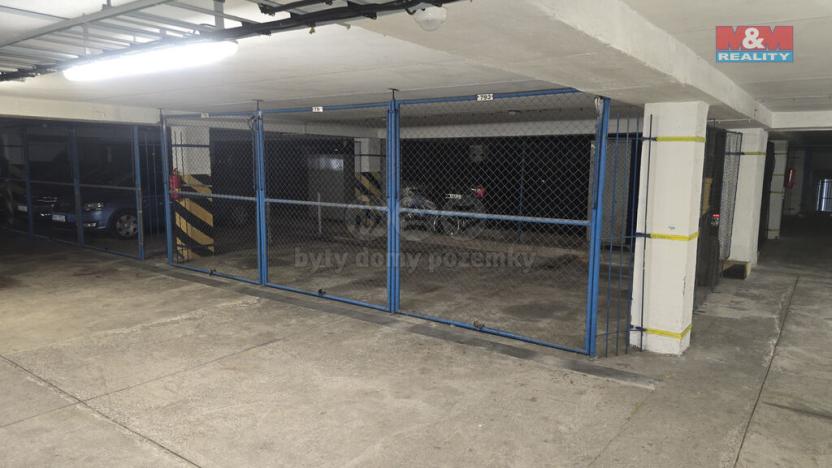 Prodej garážového stání, Praha - Podolí, Milevská, 10 m2