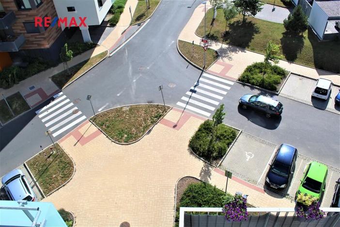 Prodej garážového stání, Praha - Hlubočepy, Vítové, 28 m2