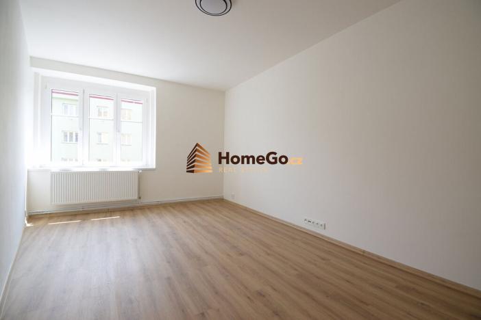 Pronájem bytu 1+kk, Praha - Nusle, Žateckých, 26 m2