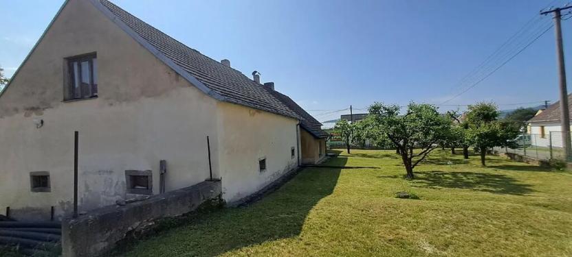 Prodej rodinného domu, Nezamyslice, 300 m2