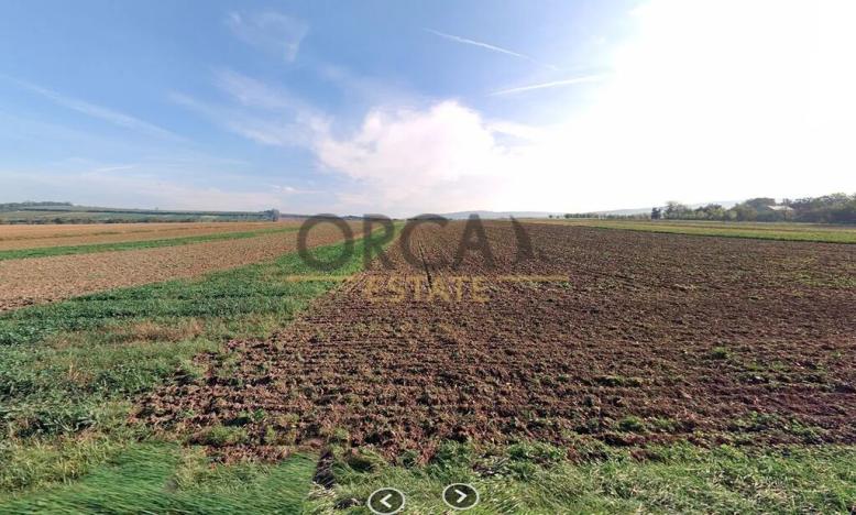 Prodej pole, Hrubá Vrbka, 2030 m2