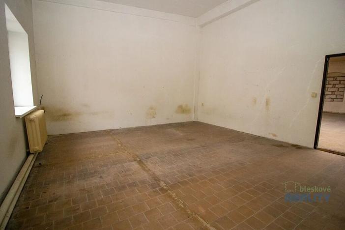 Pronájem skladu, Brandýs nad Labem-Stará Boleslav, 826 m2