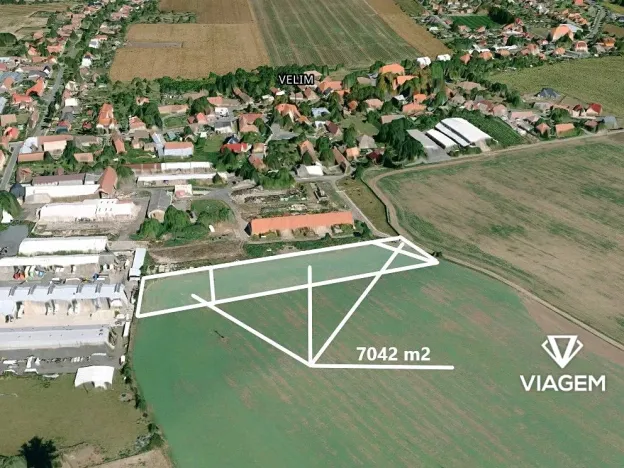 Prodej podílu pole, Velim, 1760 m2