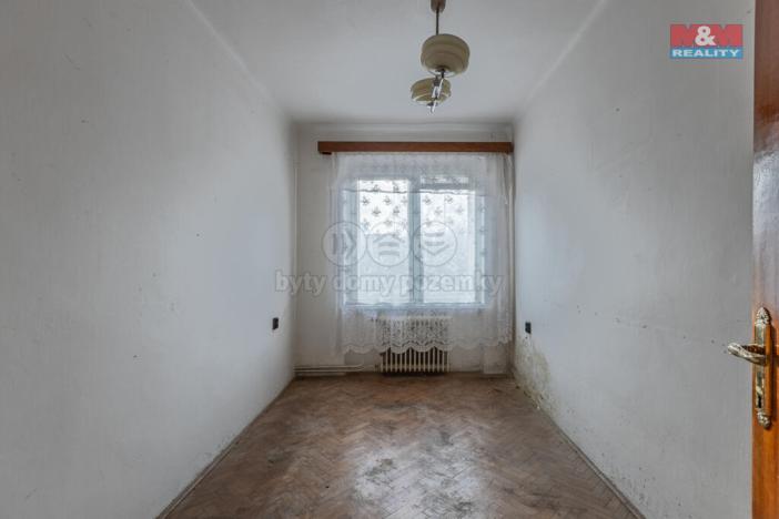 Prodej bytu 3+1, Stráž, 82 m2