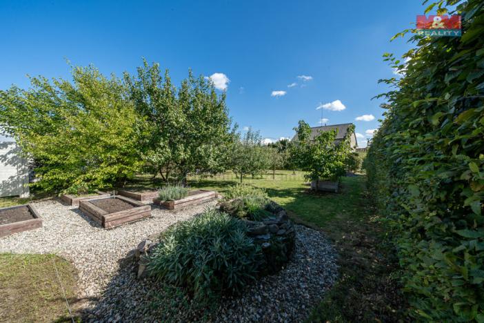 Prodej pozemku pro bydlení, Bílá Lhota - Červená Lhota, 567 m2