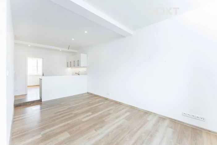 Prodej bytu 2+kk, Praha - Vysočany, Novovysočanská, 55 m2