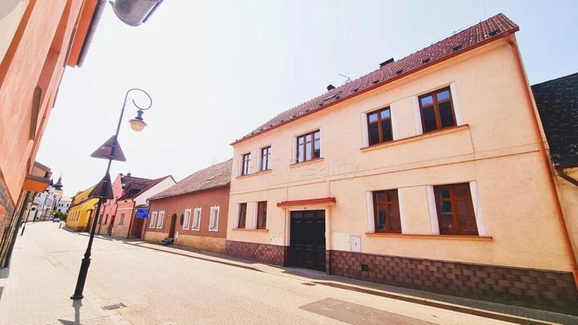 Prodej rodinného domu, Netolice, Bavorovská, 240 m2