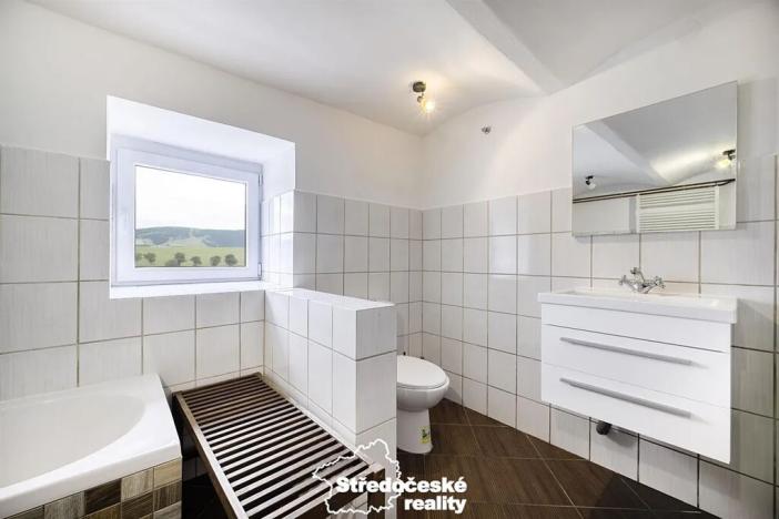 Prodej rodinného domu, Loučná pod Klínovcem, 240 m2