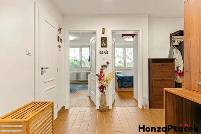 Prodej bytu 3+1, Praha - Horní Počernice, Třebešovská, 77 m2