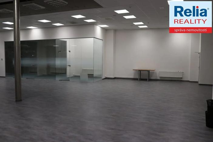 Pronájem obchodního prostoru, Liberec, nám. Soukenné, 277 m2