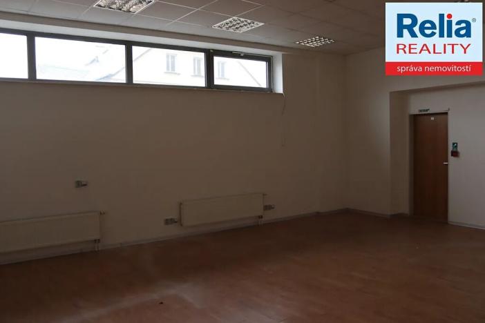 Pronájem obchodního prostoru, Liberec, nám. Soukenné, 277 m2