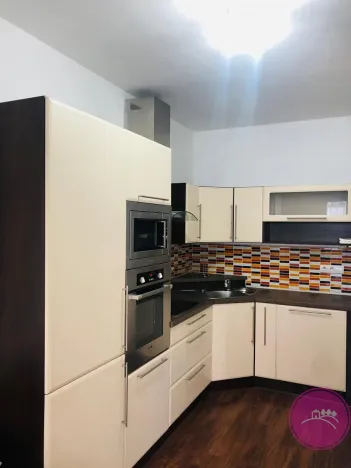 Pronájem bytu 2+kk, Olomouc, Peškova, 58 m2