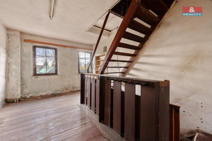 Prodej rodinného domu, Janov, 268 m2