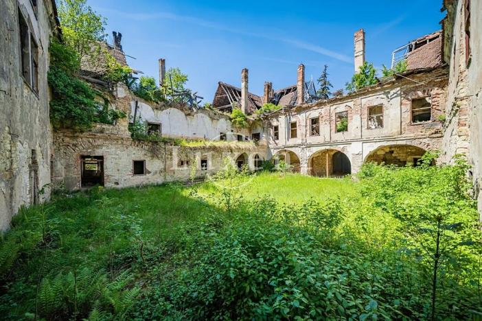 Prodej komerční nemovitosti, Vršovice, 5100 m2