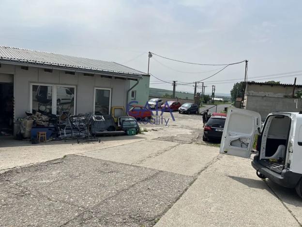 Prodej výrobních prostor, Strážovice, 450 m2