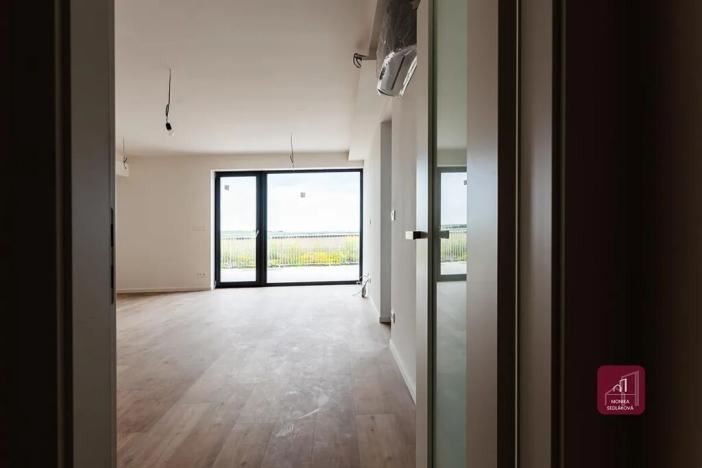 Prodej bytu 4+kk, Mokrá-Horákov, 125 m2