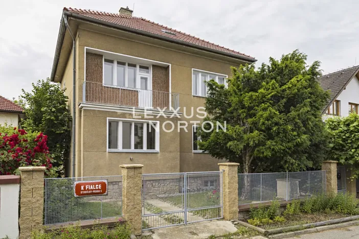 Pronájem rodinného domu, Praha - Stodůlky, K Fialce, 244 m2