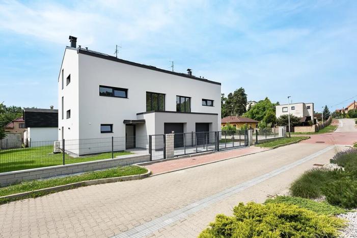 Prodej rodinného domu, Praha - Horní Počernice, Bříšťanská, 218 m2