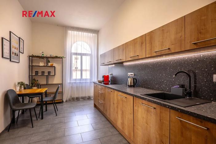 Prodej bytu 3+1, Praha - Libeň, Sokolovská, 97 m2