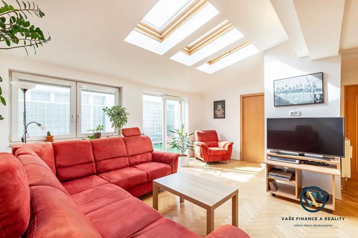 Prodej bytu 4+kk, Brno, Halasovo náměstí, 151 m2