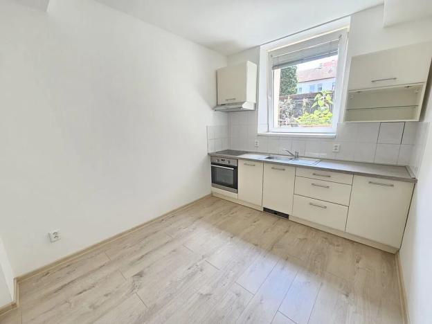 Pronájem bytu 2+1, Brno, Vranovská, 57 m2