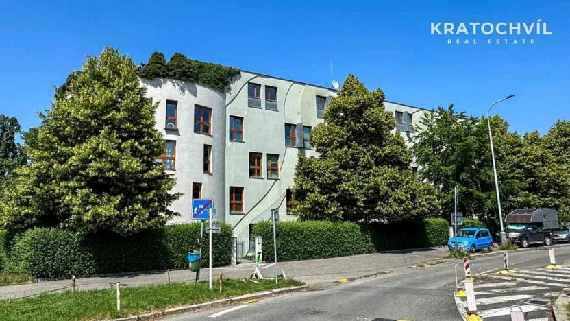 Pronájem bytu 3+kk, Praha - Podolí, Na hřebenech II, 109 m2