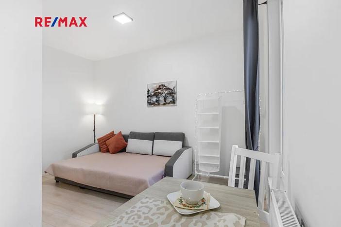 Prodej bytu 1+kk, Praha - Vysočany, Poděbradská, 23 m2