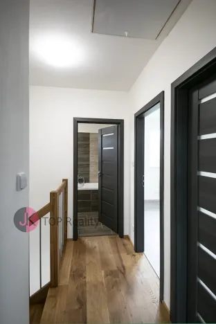 Prodej rodinného domu, Soběhrdy, 100 m2