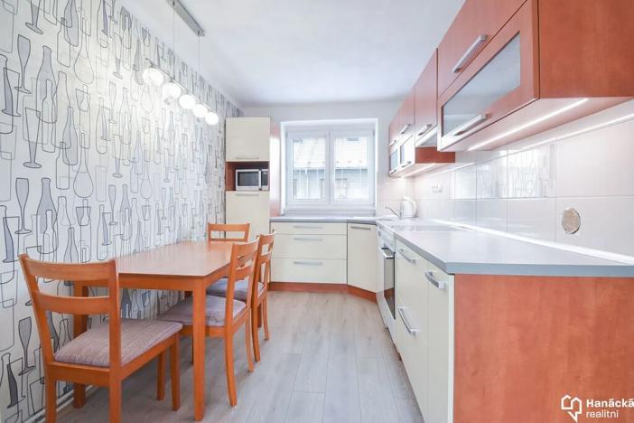 Pronájem bytu 2+1, Olomouc, Jungmannova, 52 m2