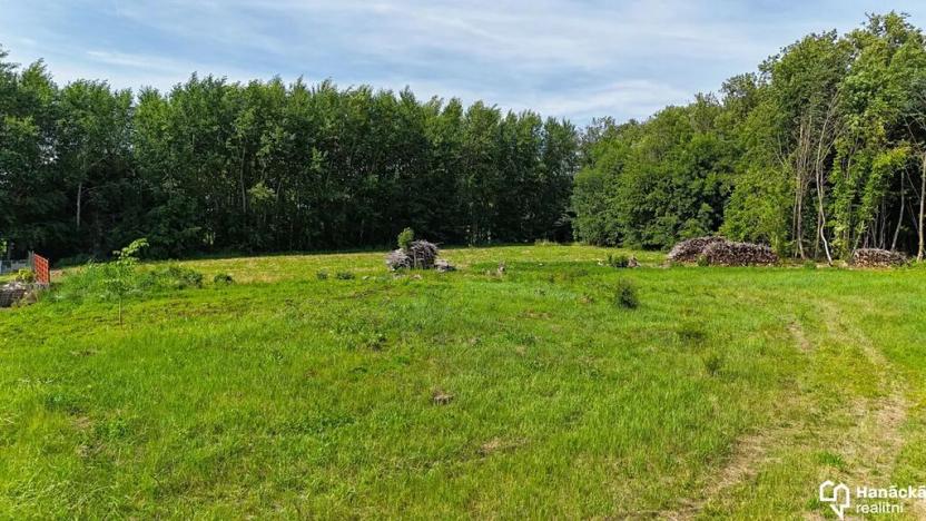 Prodej pozemku pro bydlení, Újezd, 6794 m2