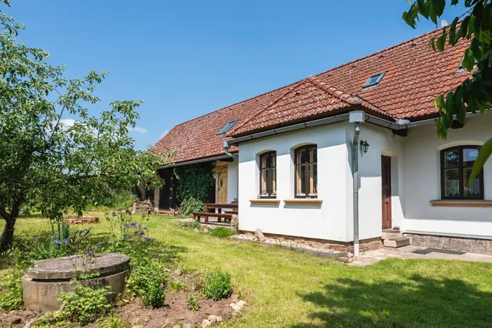 Prodej rodinného domu, Lázně Bělohrad, 178 m2