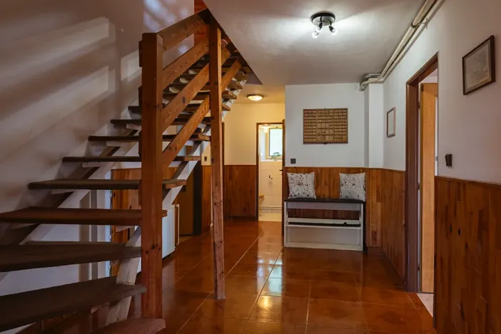 Prodej rodinného domu, Lázně Bělohrad, 178 m2