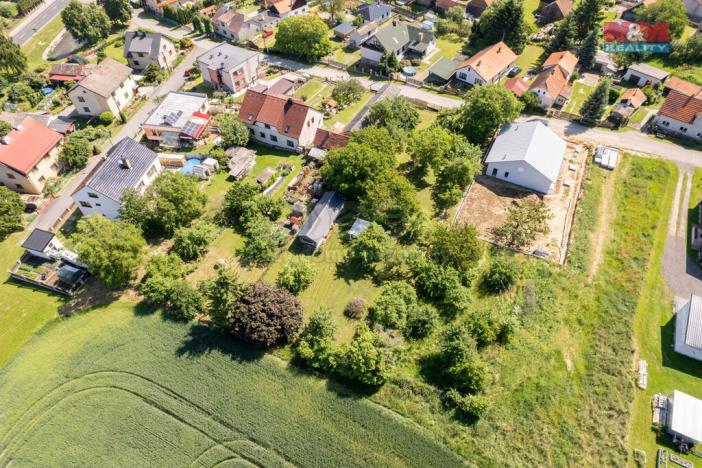 Prodej pozemku pro bydlení, Výrov - Hadačka, 1726 m2