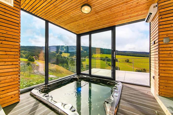 Prodej vily, Loučná pod Klínovcem, 210 m2