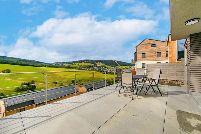 Prodej vily, Loučná pod Klínovcem, 210 m2