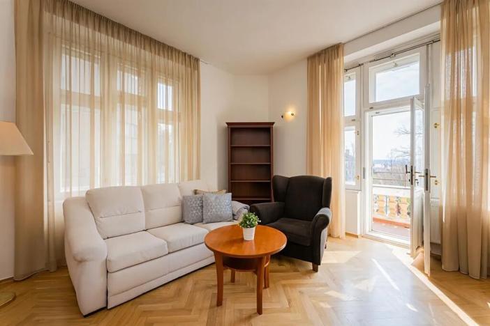 Pronájem bytu 3+1, Praha - Vinohrady, Chorvatská, 137 m2