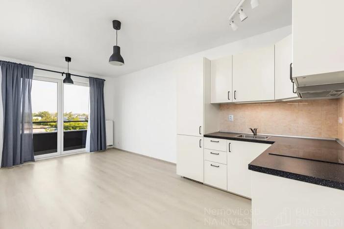 Pronájem bytu 1+kk, Praha - Letňany, Štanderova, 32 m2