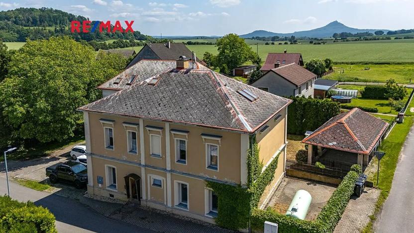 Prodej vícegeneračního domu, Doksy, 611 m2