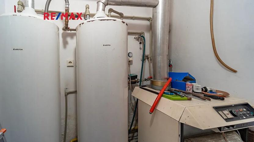 Prodej vícegeneračního domu, Doksy, 611 m2