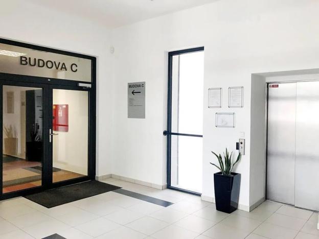 Pronájem kanceláře, Praha - Stodůlky, Prusíkova, 28 m2