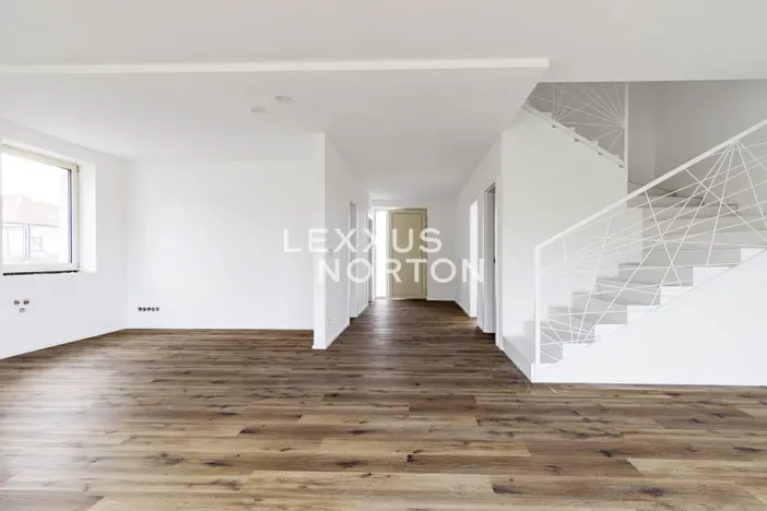 Prodej rodinného domu, Velvary, Svatojiřská, 194 m2