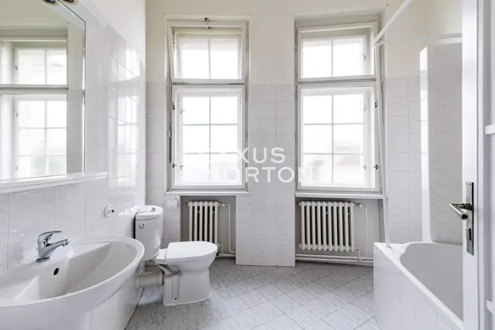 Pronájem bytu 6+kk a větší, Praha - Střešovice, Slunná, 246 m2