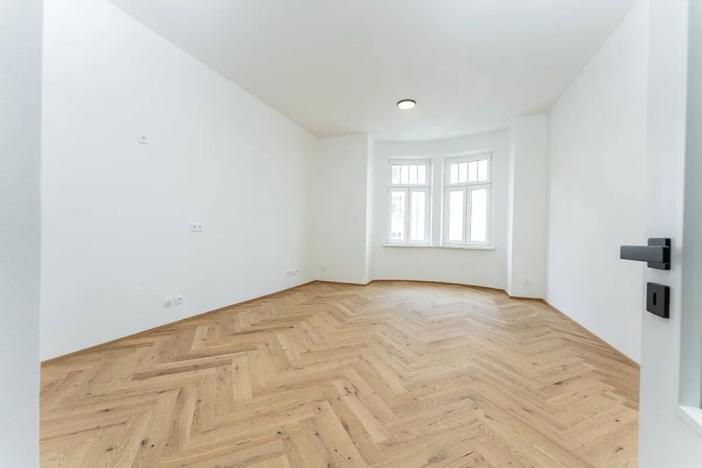 Prodej bytu 2+kk, Praha - Vršovice, Žitomírská, 68 m2