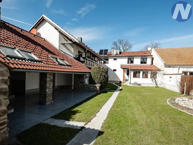 Prodej rodinného domu, Záblatí, 304 m2