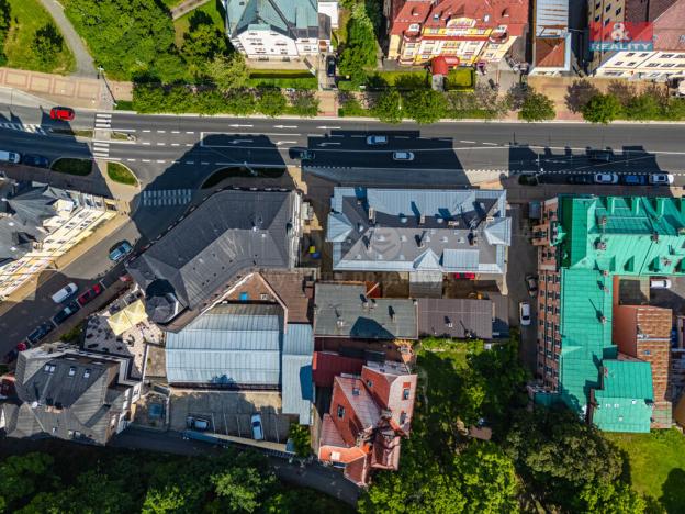 Pronájem obchodního prostoru, Mariánské Lázně, Hlavní třída, 76 m2